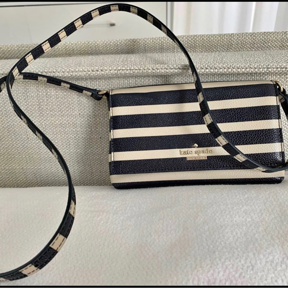 Kate Spade crossbody purse